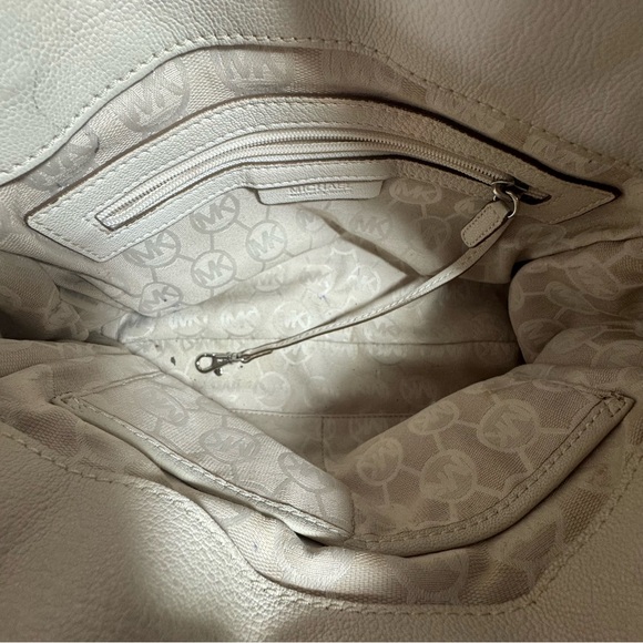 Michael Kors White Leather Chain-Link Tote Shoulder Bag Satchel - Picture 8 of 8